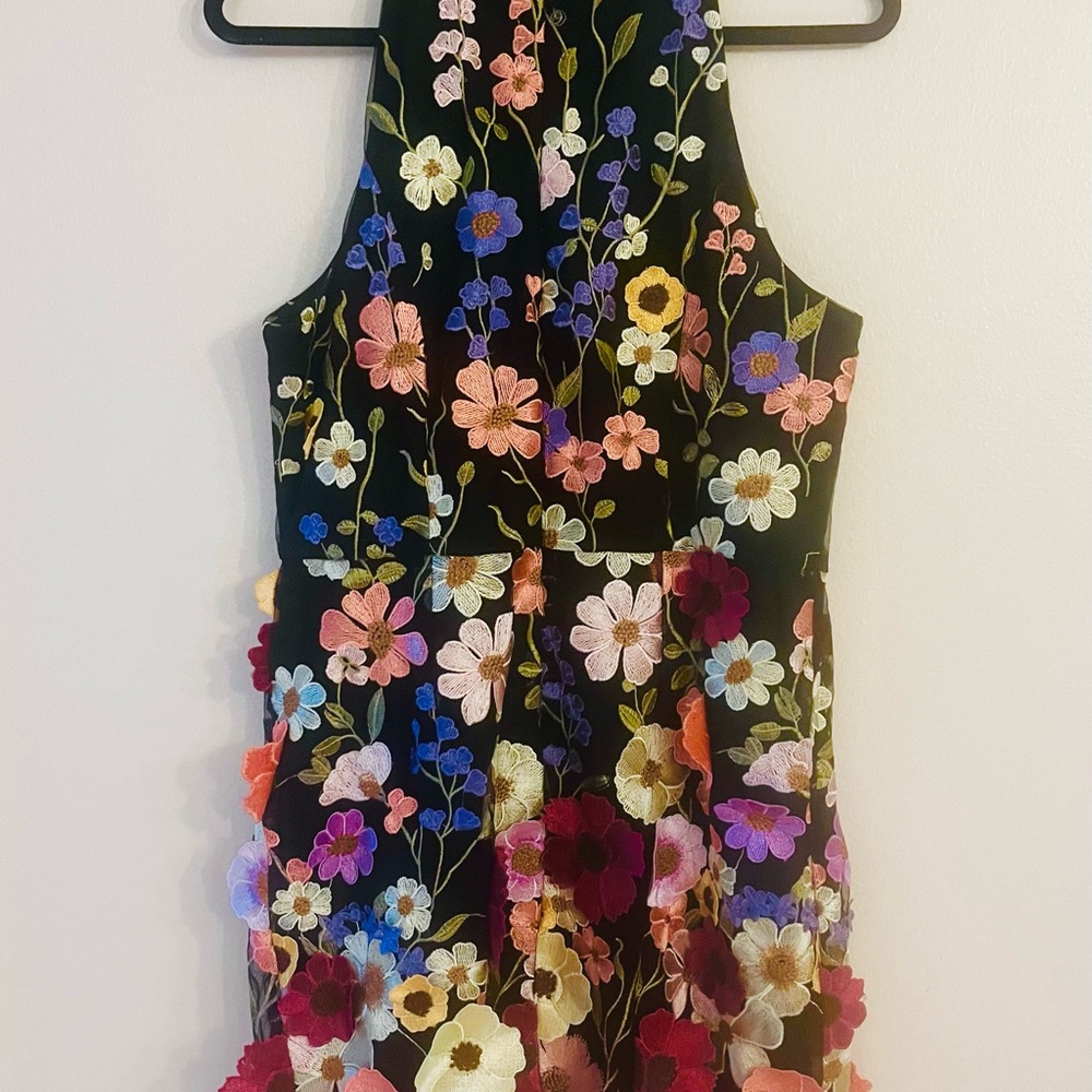 bebe Floral Embroidered Black Midi Dress